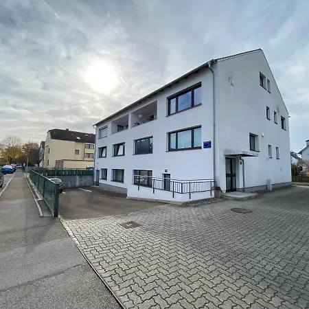 Luxomes - New Design - Kitchen - Parking