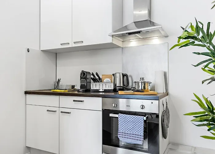 Luxomes - New Design - Kitchen - Parking Daire